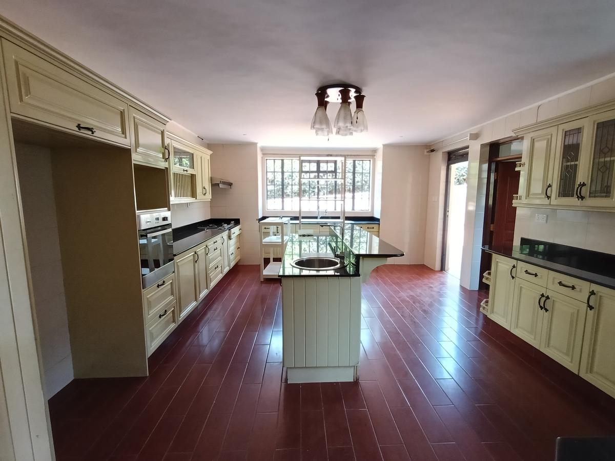 6 Bed House with En Suite in Kitisuru - 18
