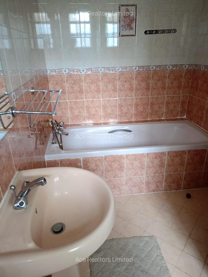 Furnished 3 Bed Apartment with En Suite at Rhapta Road Westlands Nairobi - 16
