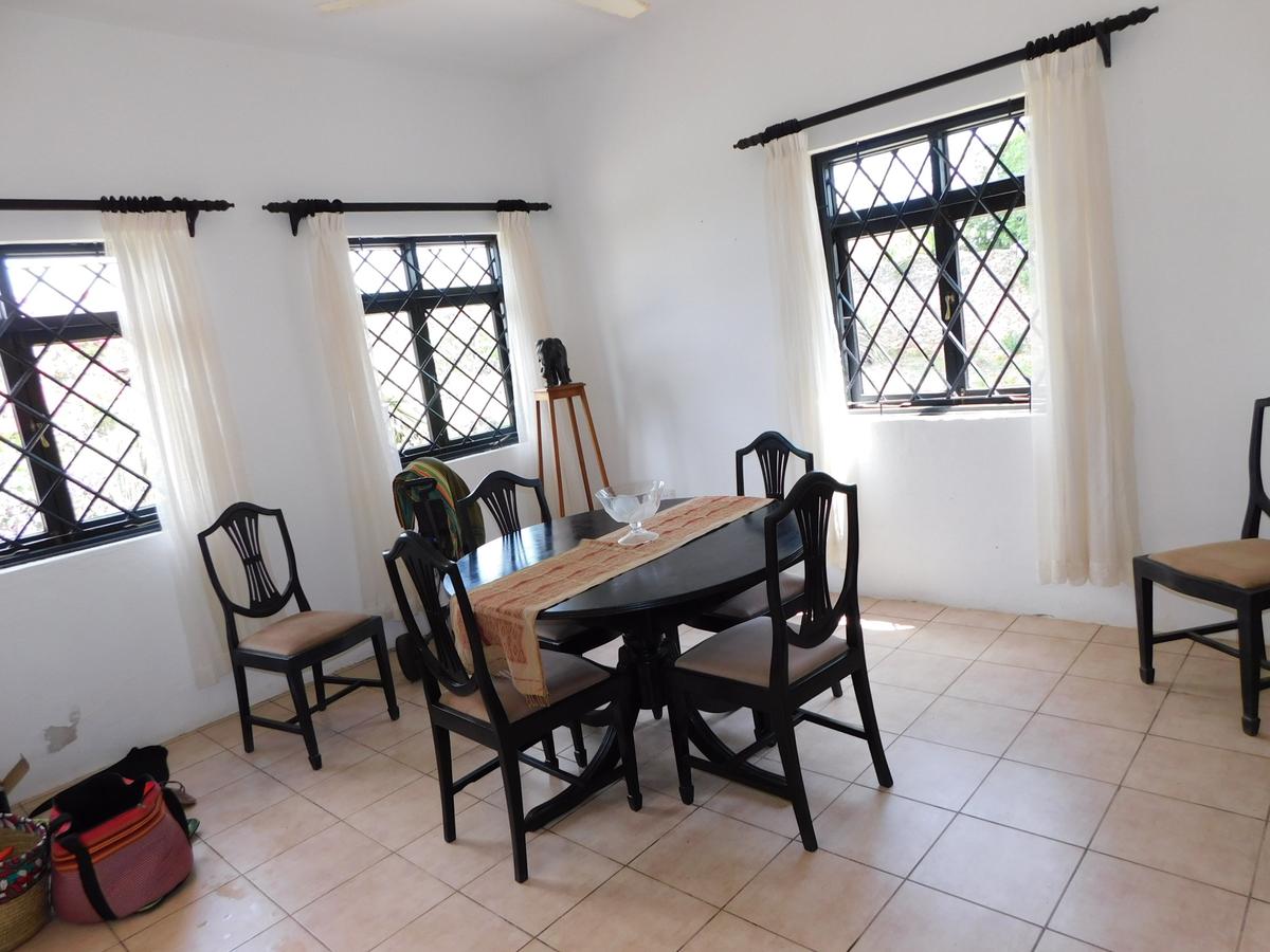 4 Bed House with En Suite in Shanzu - 2