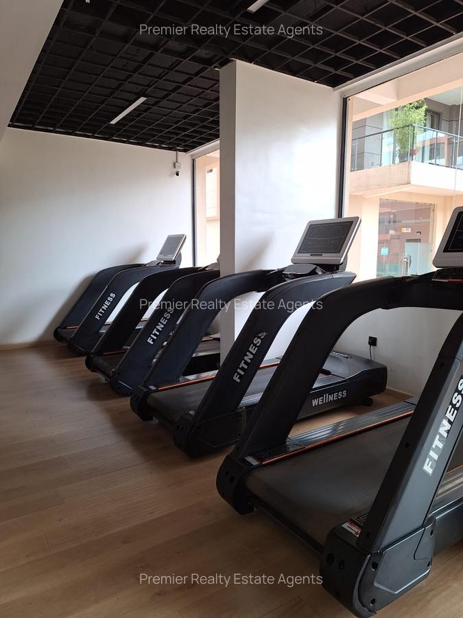 2 Bed Apartment with En Suite at Lavington - 15