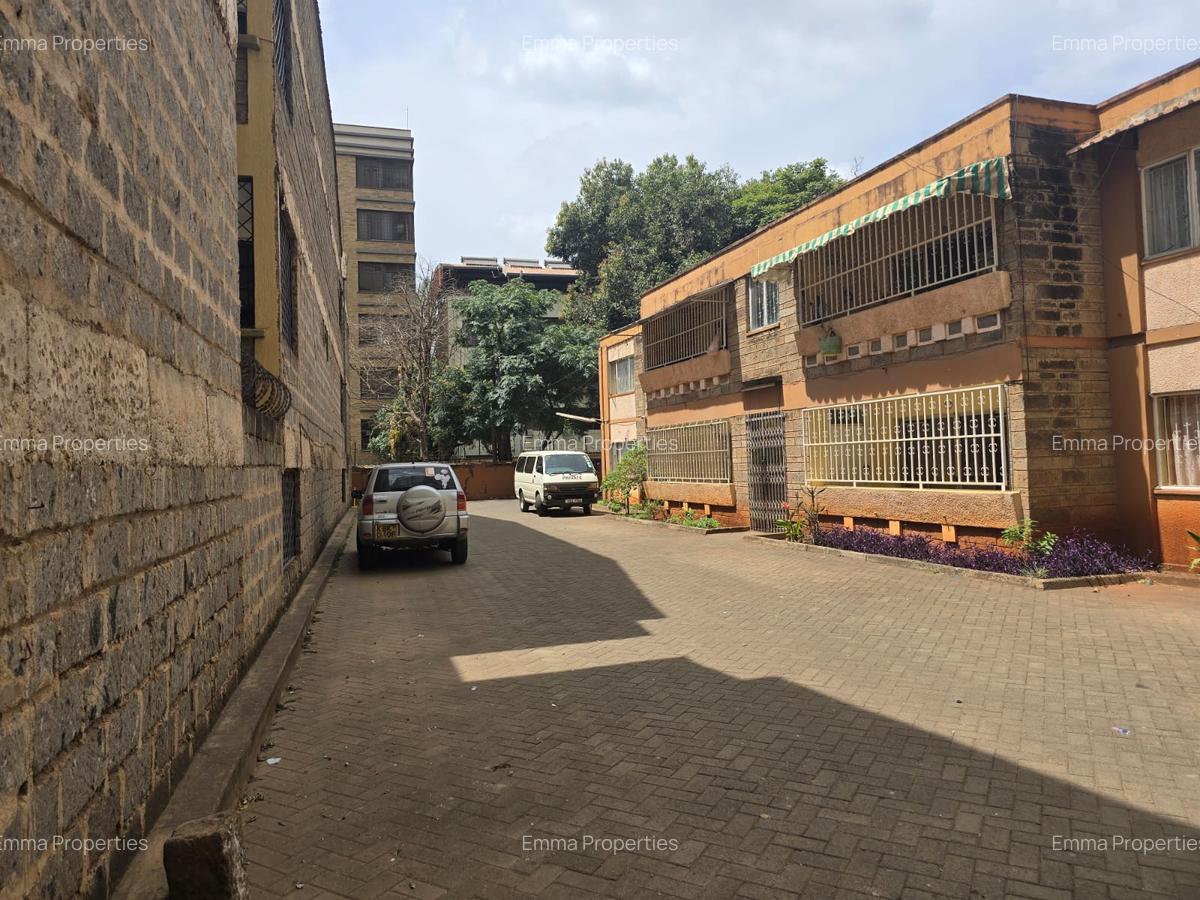 4 Bed Townhouse with En Suite at Kusi Lane - 7