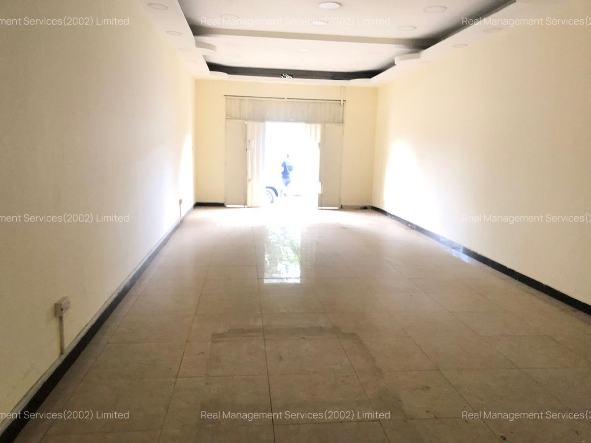 1,000 ft² Shop at Ngara - 2