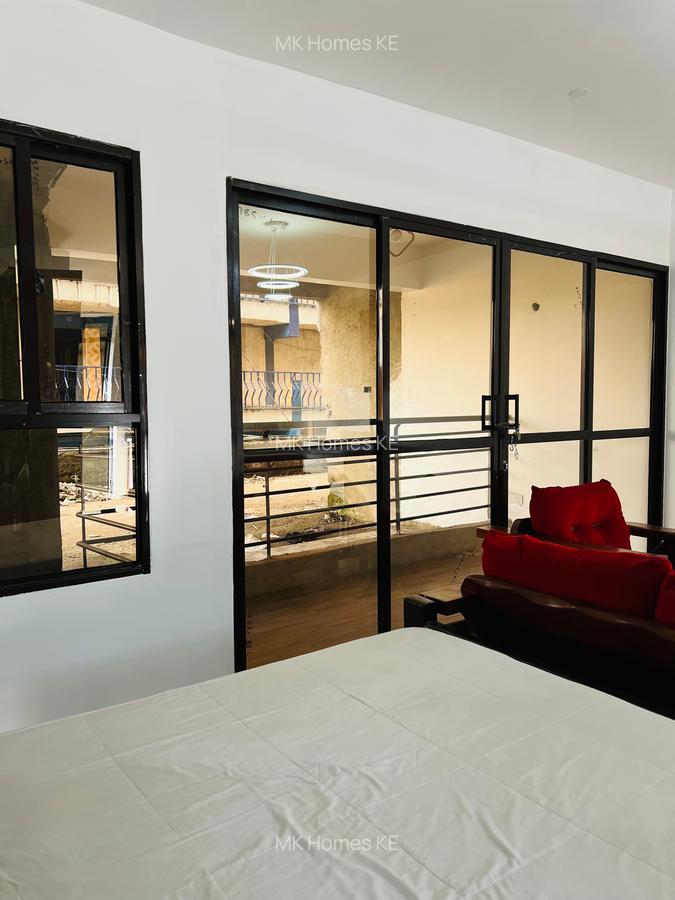 Studio Apartment with En Suite at Safari Park - 7