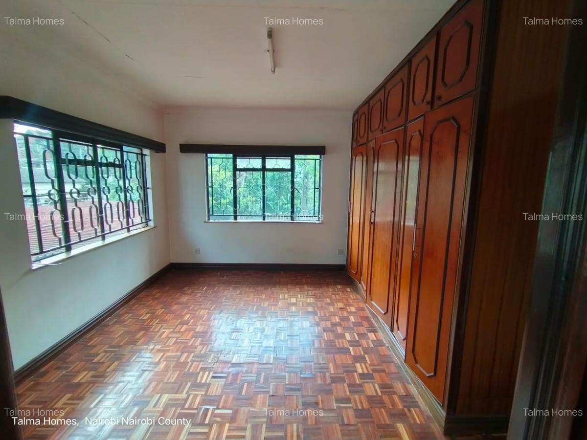 400 ft² Office with Parking at James Gichuru Road - 17