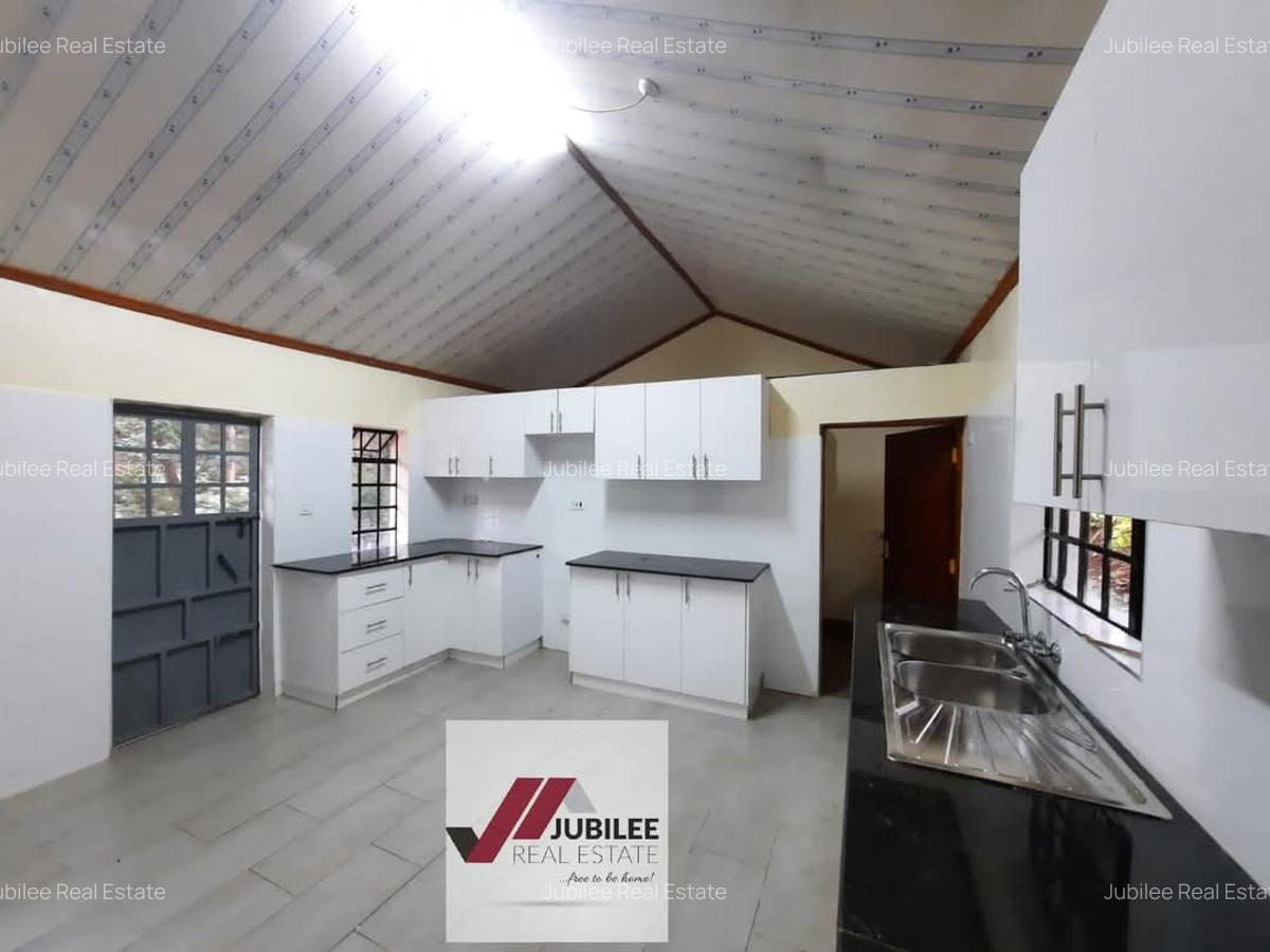 4 Bed House with En Suite in Kitisuru - 20