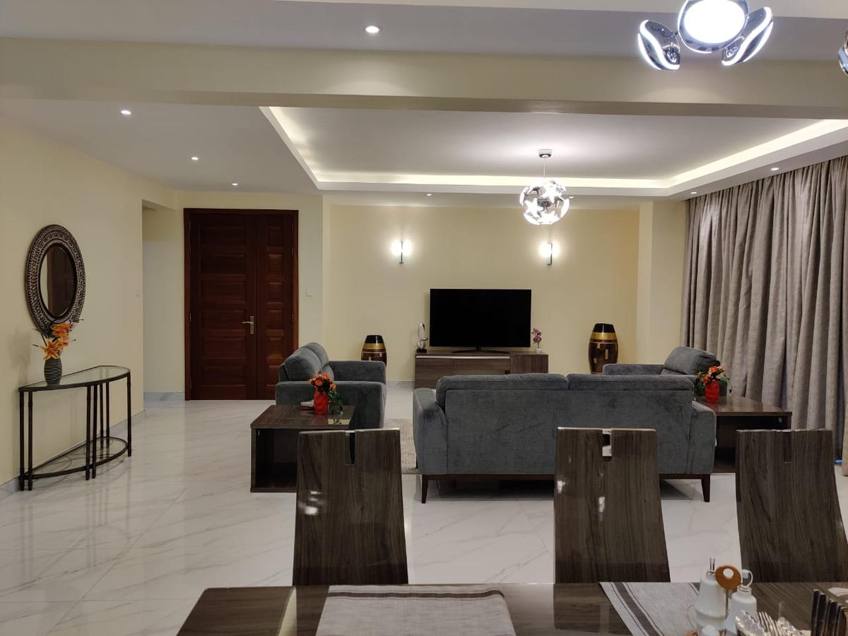 4 Bed Apartment with En Suite in Westlands Area - 2