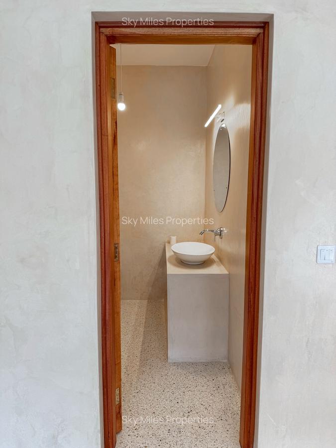 4 Bed Villa with En Suite at Watamu - 11