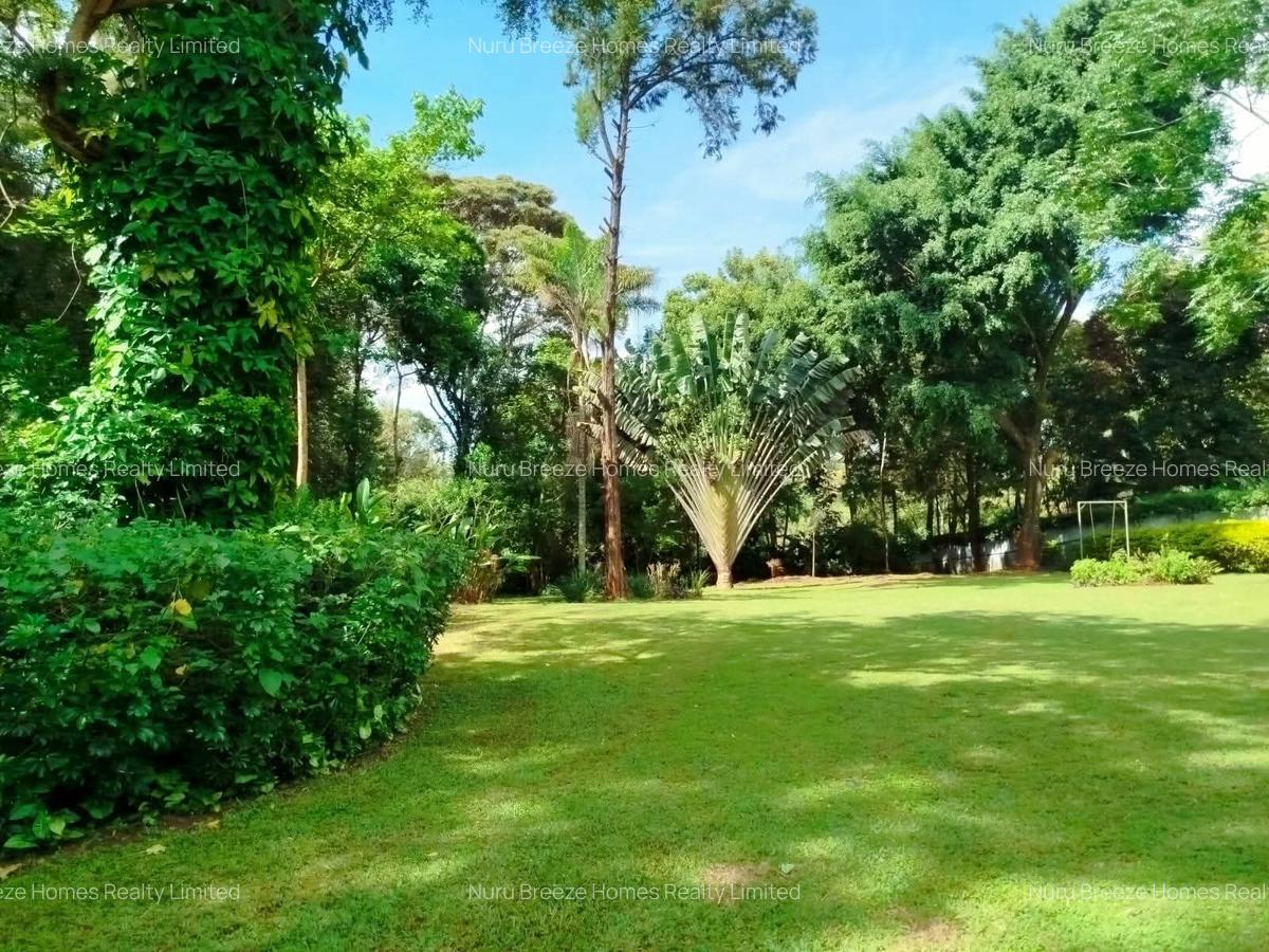 4 Bed House with En Suite in Runda - 15