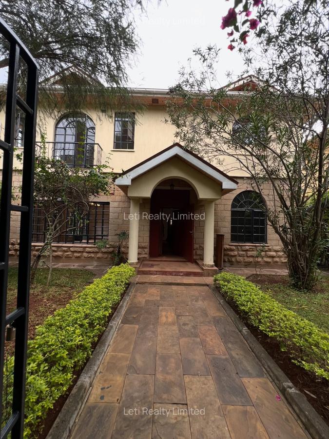 4 Bed Townhouse with En Suite in Kitisuru - 2