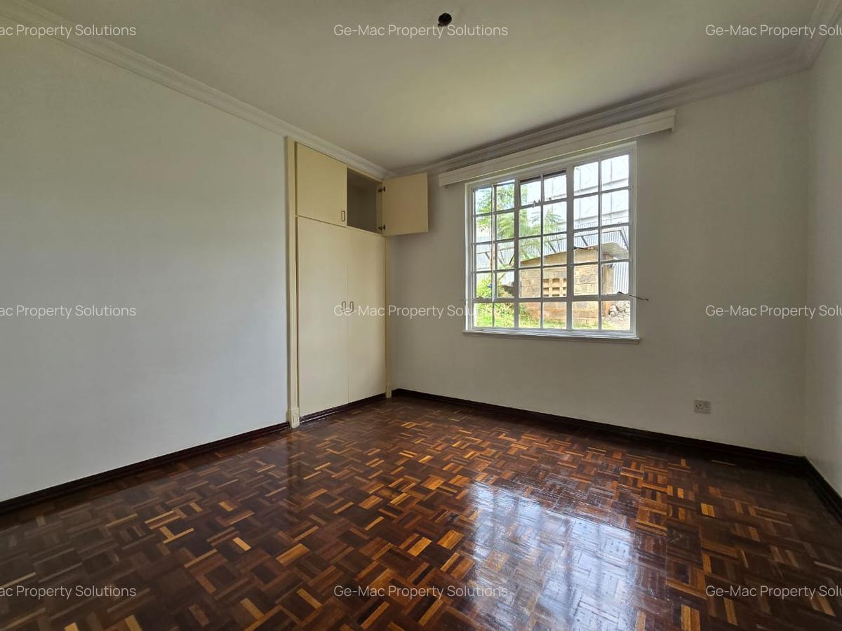 3 Bed Apartment with En Suite in Muthaiga - 14