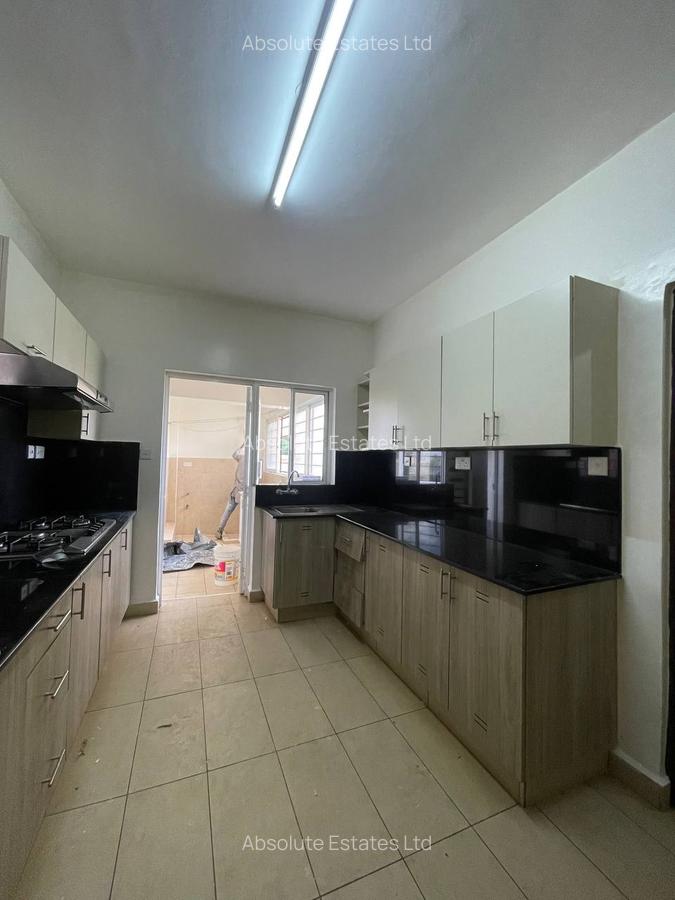 2 Bed Apartment with Swimming Pool in Kilimani - 7