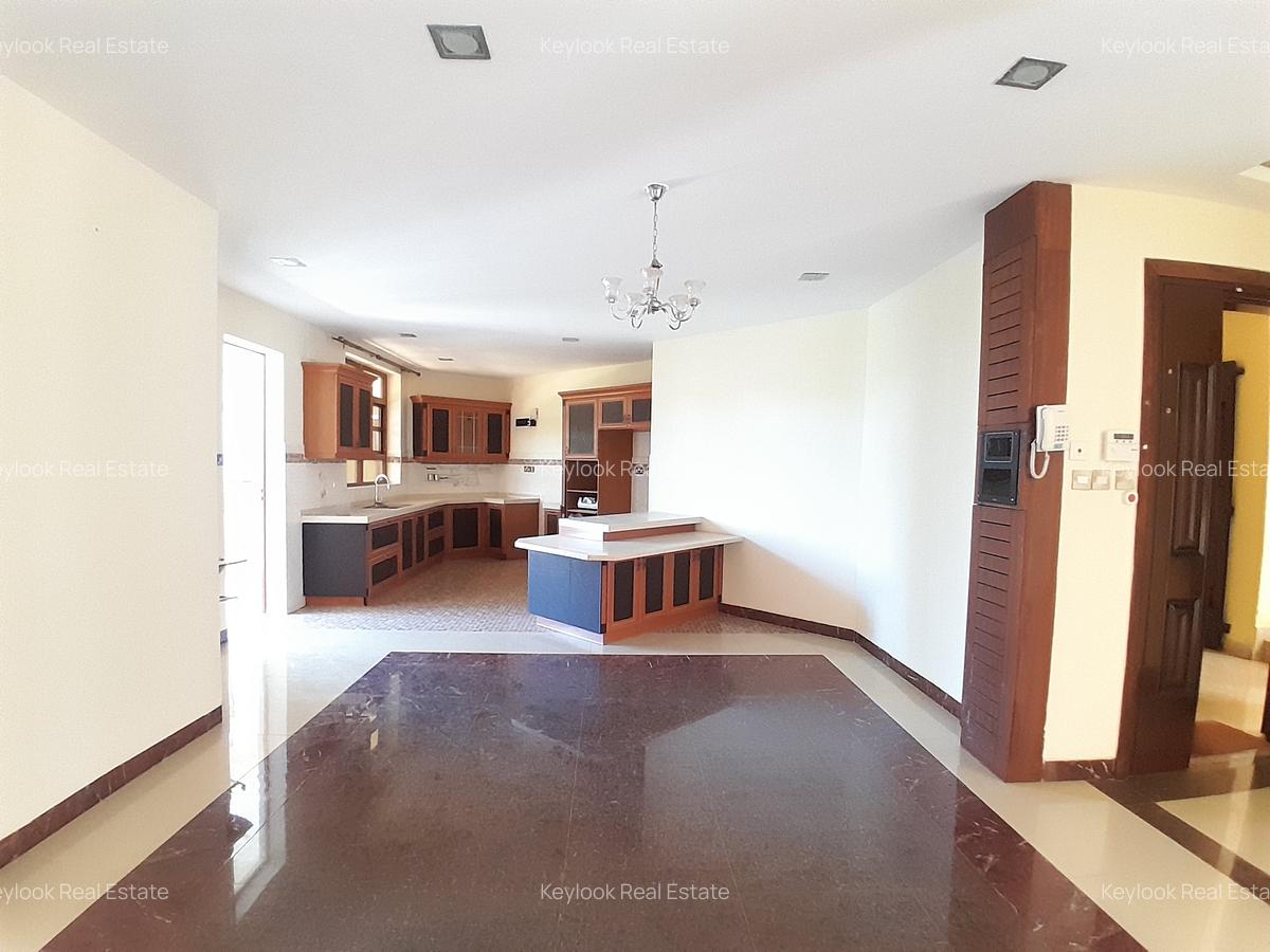 4 Bed Apartment with En Suite at Lavington - 5