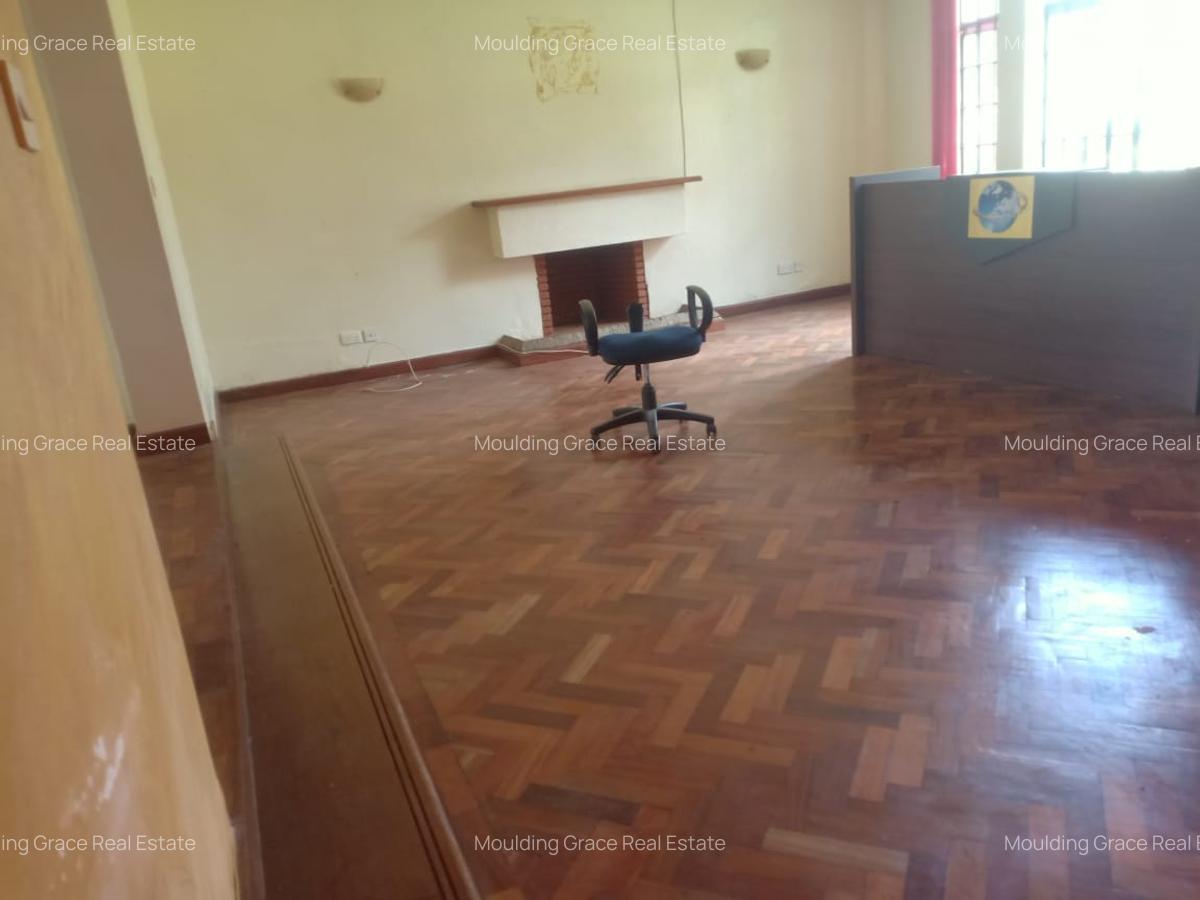 4 Bed House with En Suite in Karen - 4