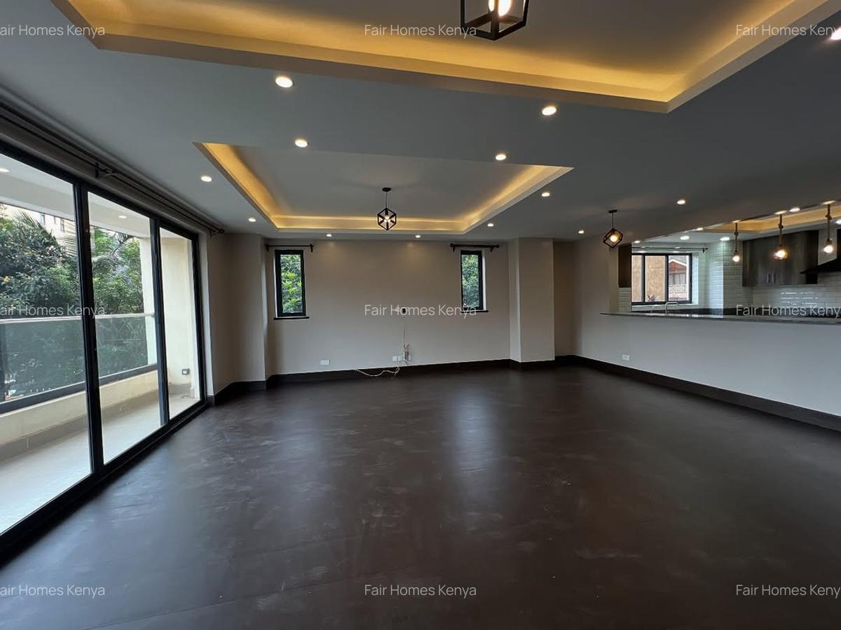 4 Bed Apartment with En Suite at Valley Arcade - 1