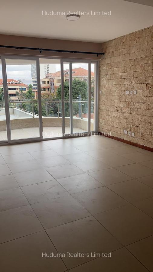 2 Bed Apartment with En Suite at Wood Avenue - 8