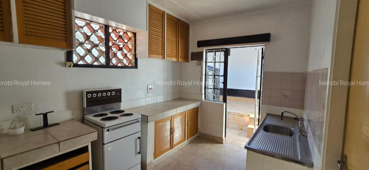 4 Bed House with En Suite at Loresho Loresho - 17