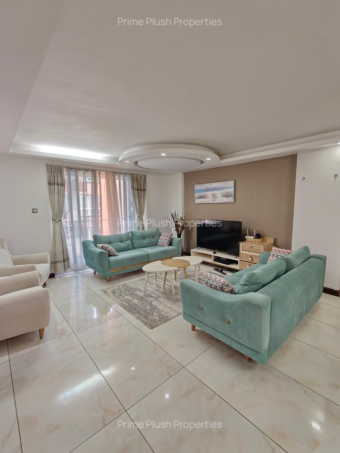 4 Bed Apartment with Swimming Pool in Riverside - 2