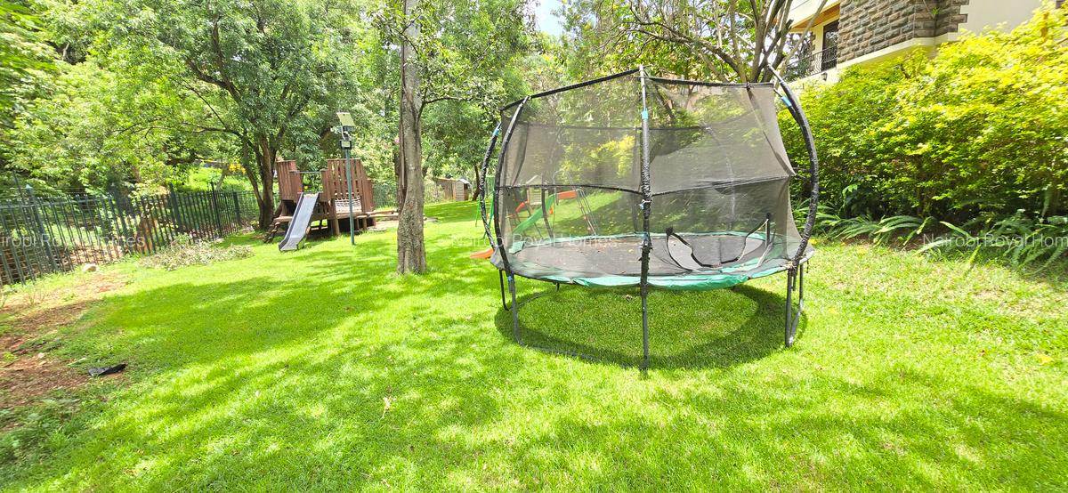 4 Bed Townhouse with En Suite at Lavington Green - 19