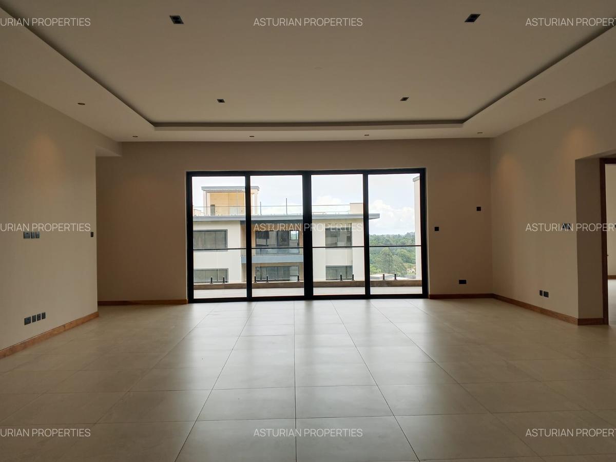 4 Bed Apartment with En Suite in Westlands Area - 2