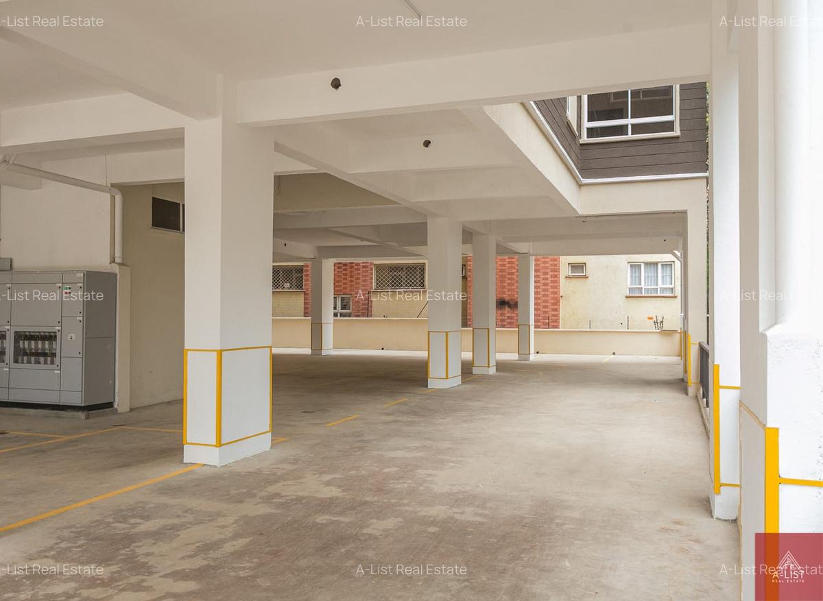 Furnished 2 Bed Apartment with En Suite at Brookside - 17