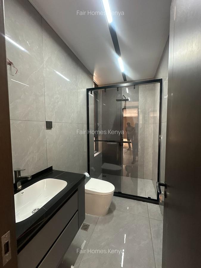 5 Bed Townhouse with En Suite at Lavington Green - 8