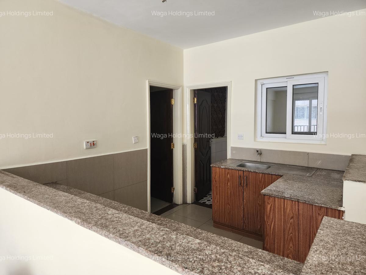 3 Bed Apartment with En Suite in Imara Daima - 5