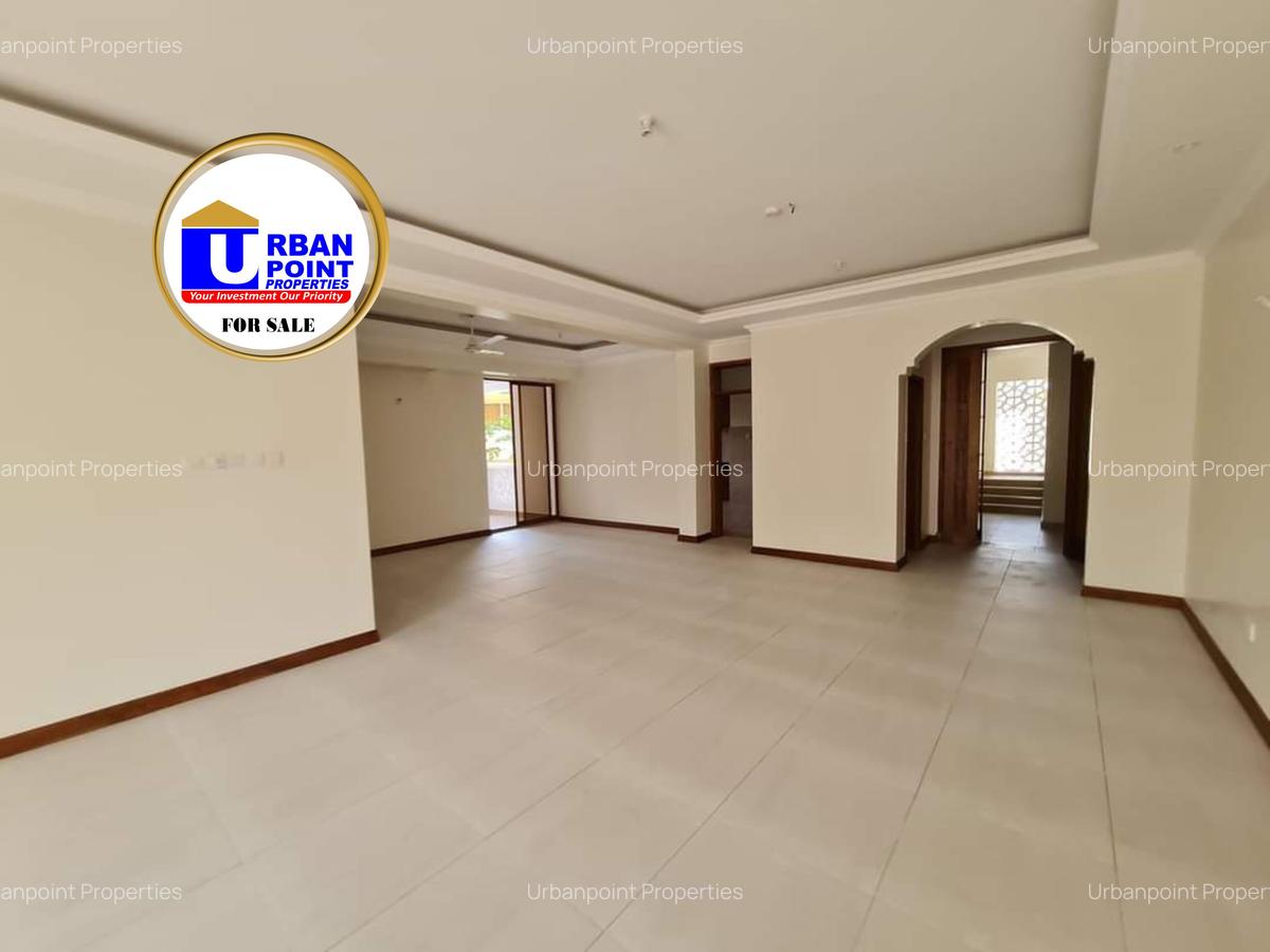 3 Bed Apartment with En Suite in Nyali Area - 2