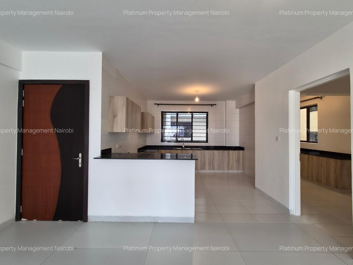 3 Bed Apartment with En Suite at Second Parklands - 6