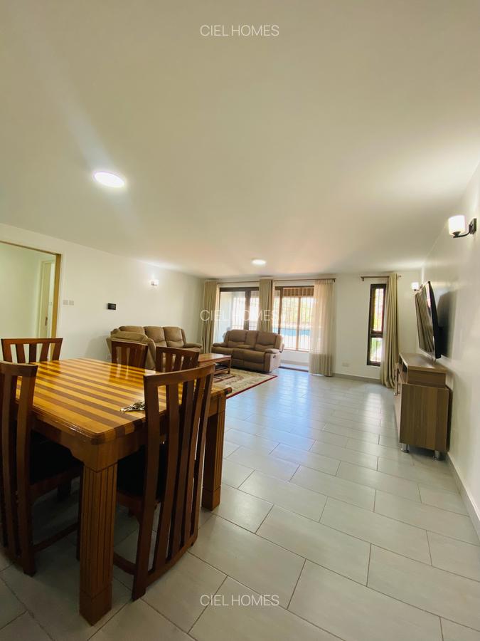 3 Bed Apartment with En Suite in Lavington - 3