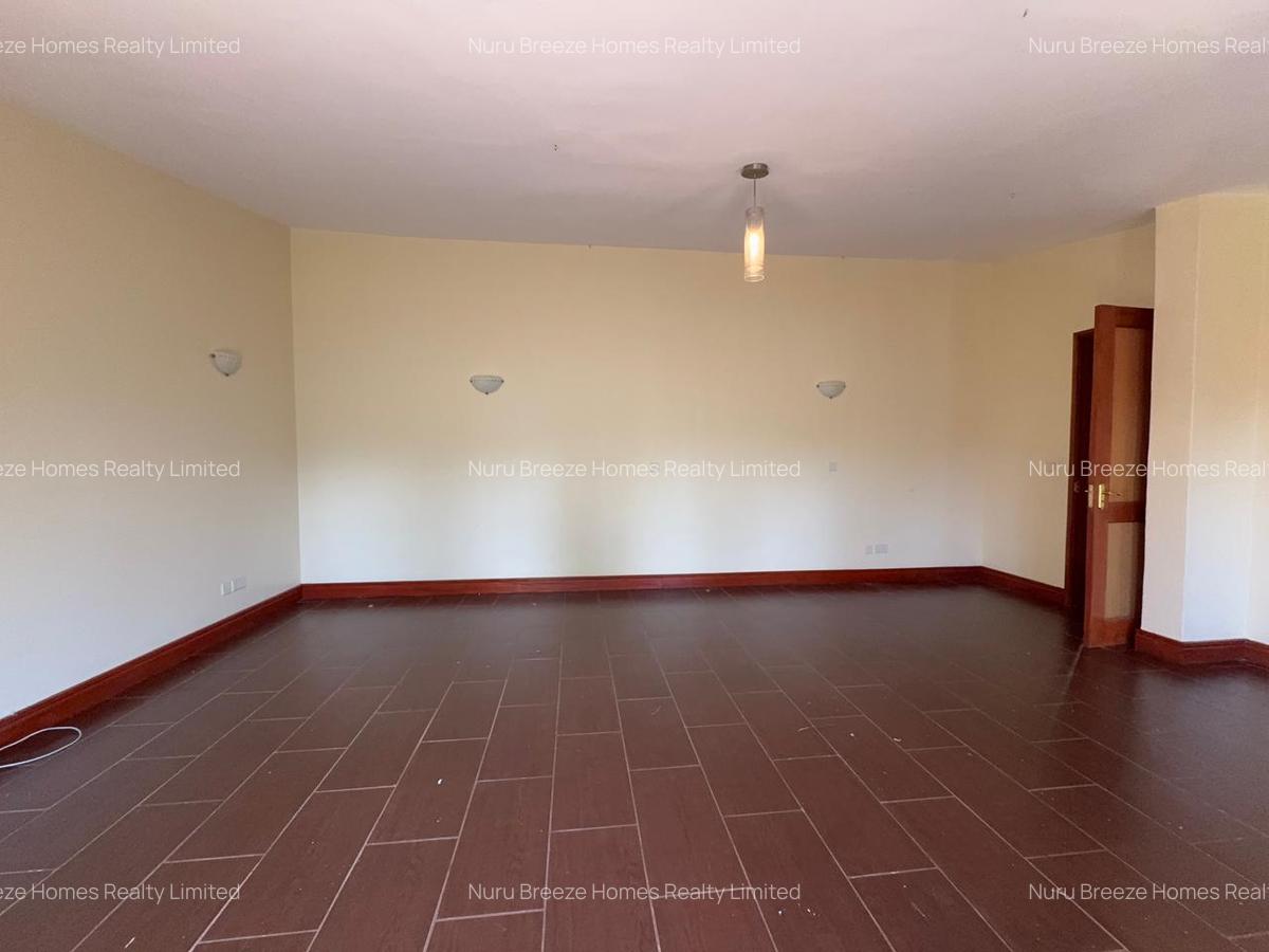 4 Bed House with En Suite in Runda - 4