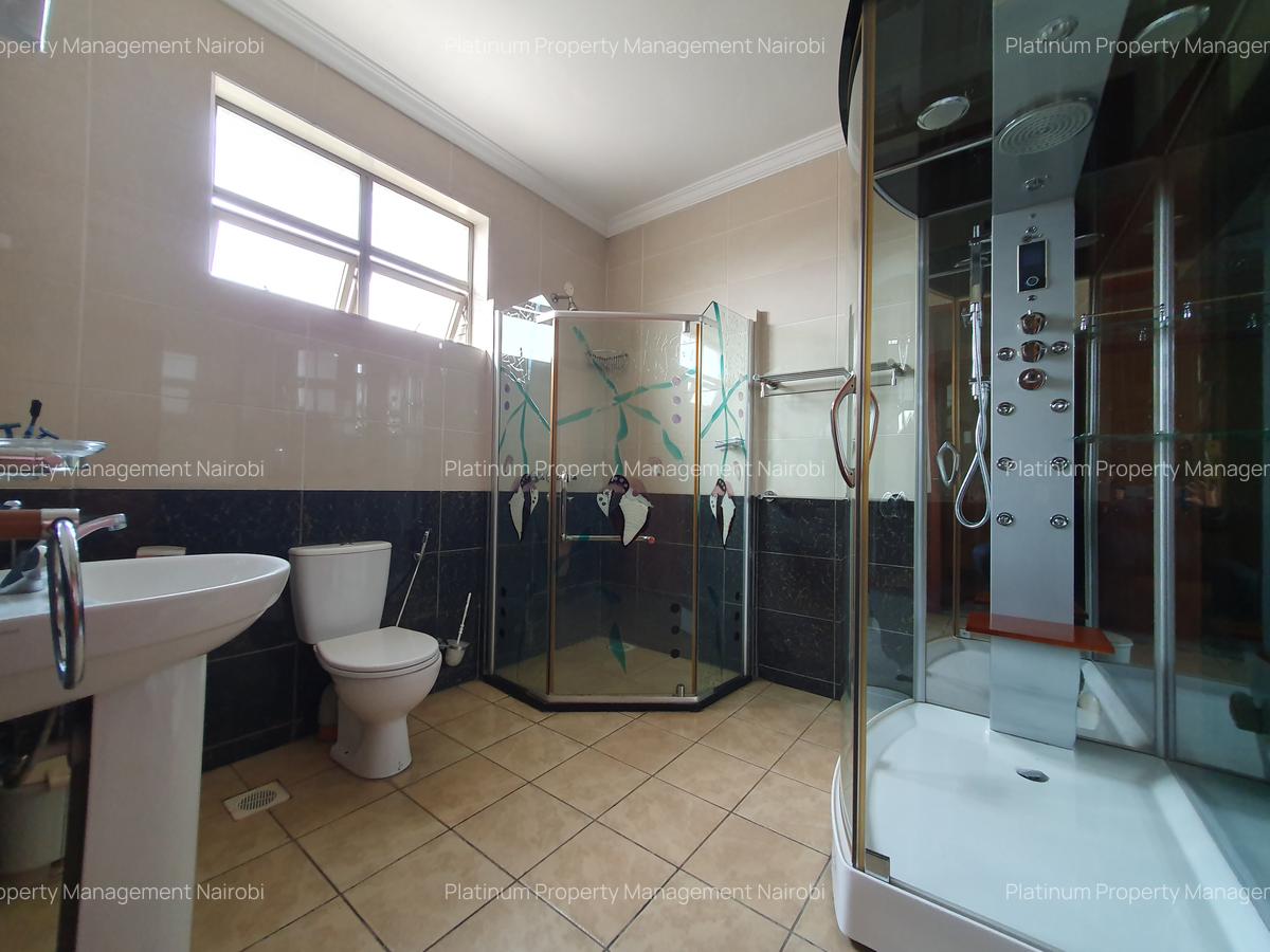 3 Bed Apartment with En Suite at 1St Parklands Avenue - 12