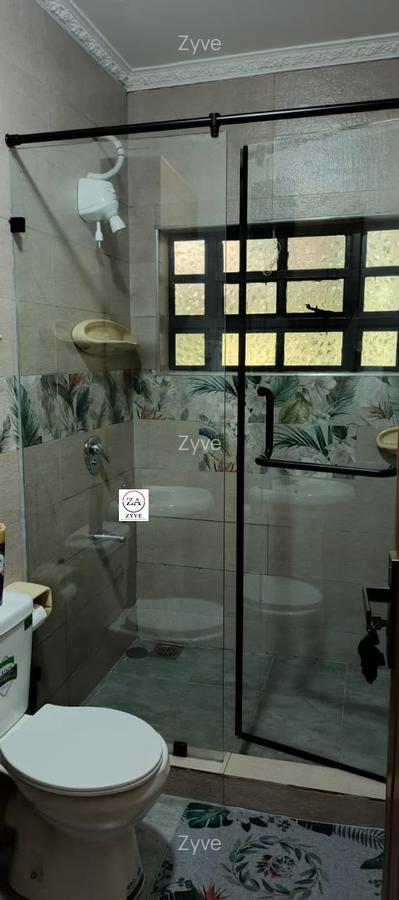 Serviced 2 Bed Apartment with En Suite in Runda - 10