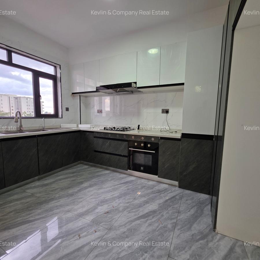 3 Bed Apartment with En Suite in Kileleshwa - 4
