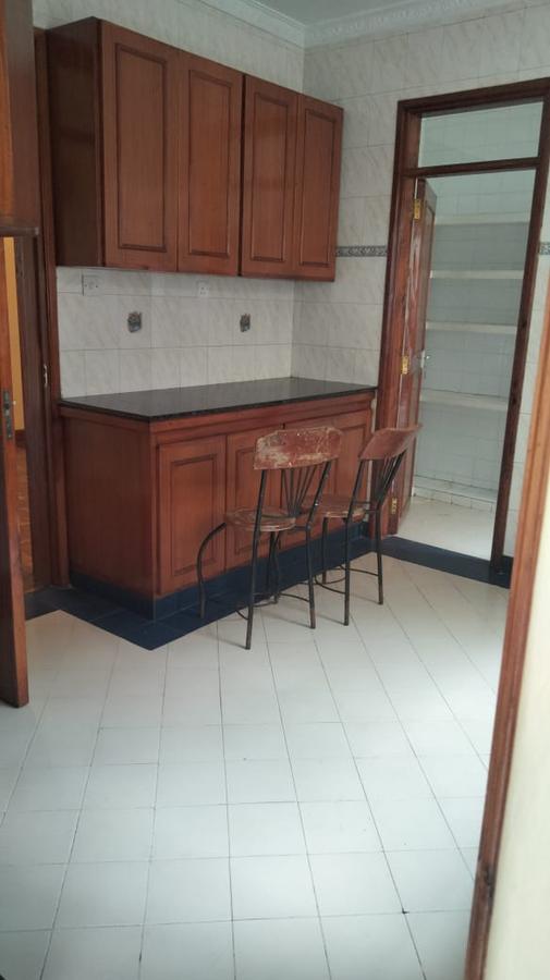 3 Bed Apartment with En Suite at Off Riverside Drive - 2