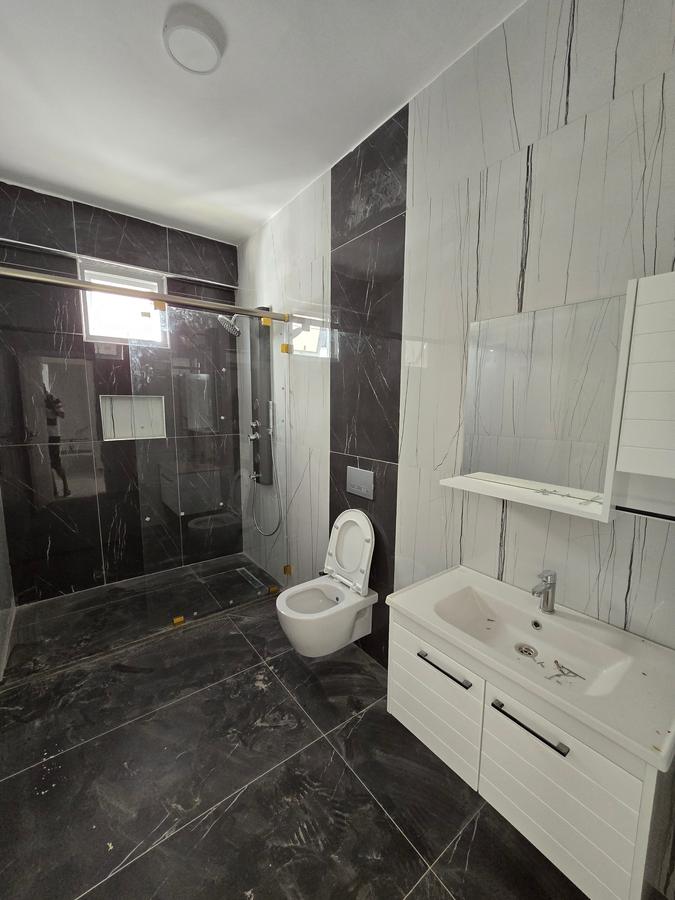 3 Bed Apartment with En Suite in Nyali Area - 12