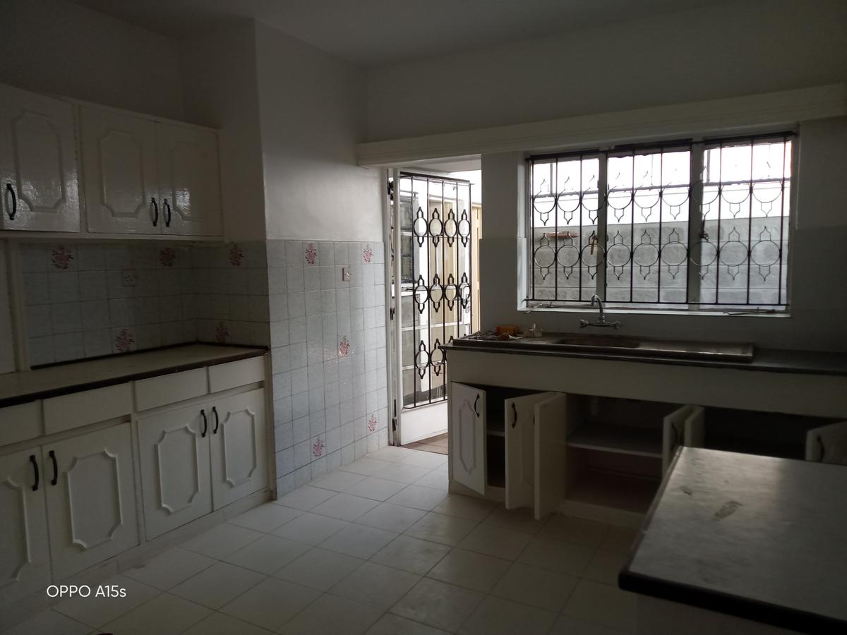 3 Bed Townhouse with En Suite in Kileleshwa - 6