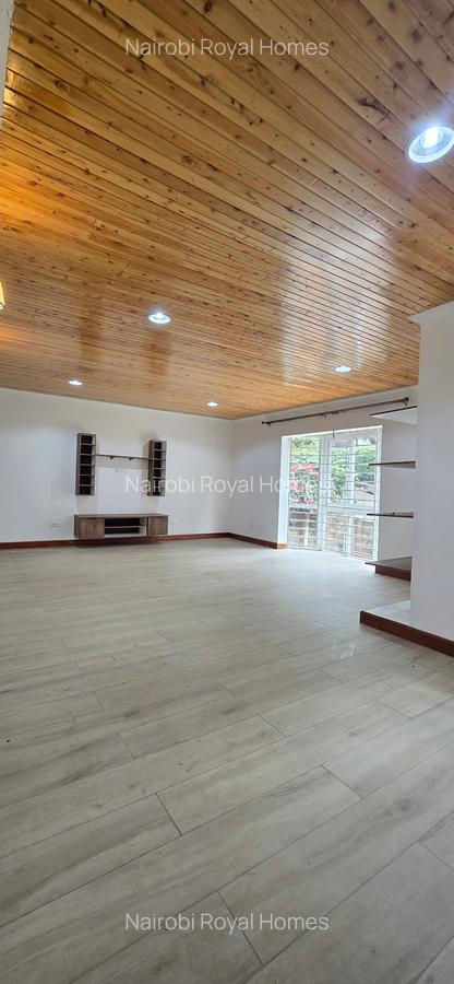 5 Bed House with En Suite at Rosslyn Lone 𝘵𝘳𝘦𝘦 - 16