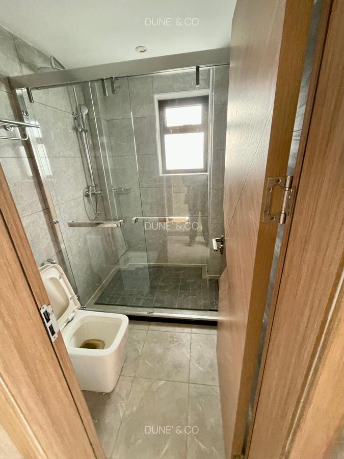 3 Bed Apartment with En Suite in Riverside - 9