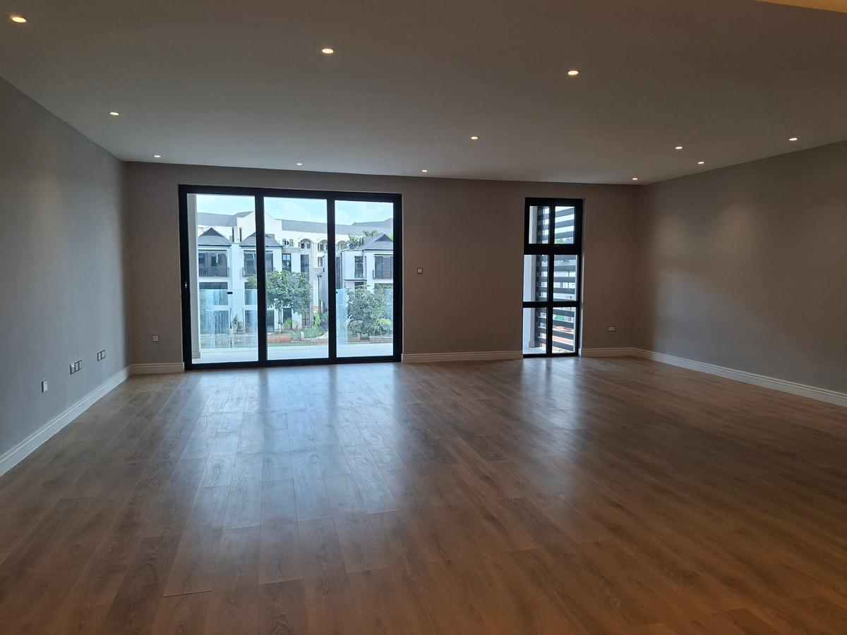 3 Bed Apartment with En Suite at Off Runda Rd - 5