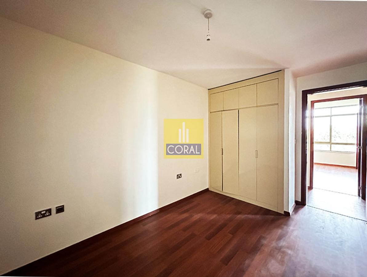 3 Bed Apartment with Parking in Parklands - 12