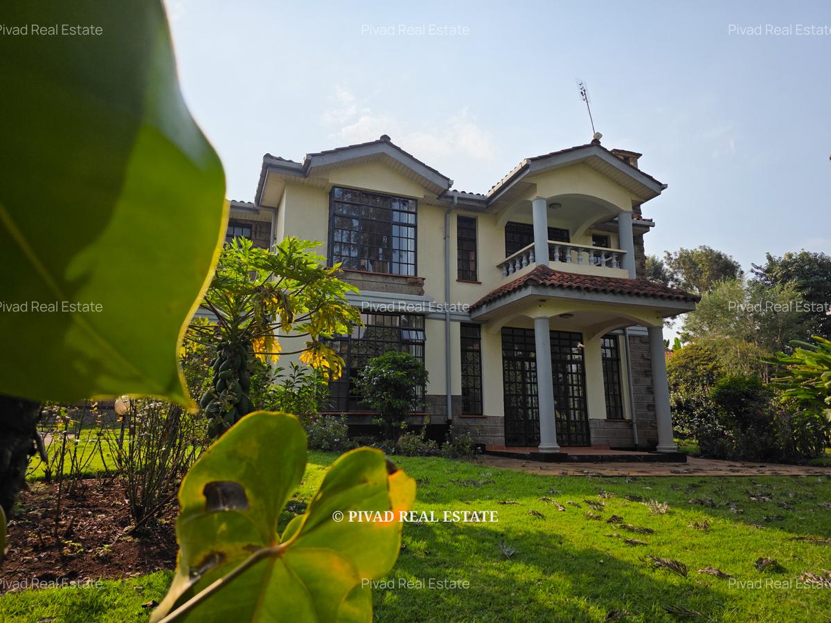 4 Bed House with En Suite in Rosslyn - 16