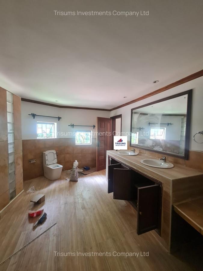 5 Bed House with En Suite in Kitisuru - 15