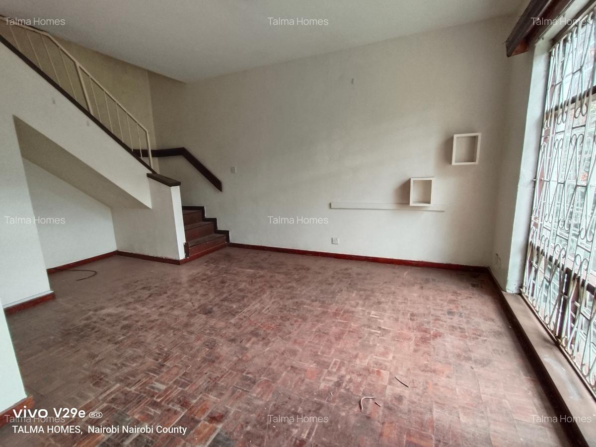 3 Bed Townhouse with Staff Quarters at Ngumo Estate - 7