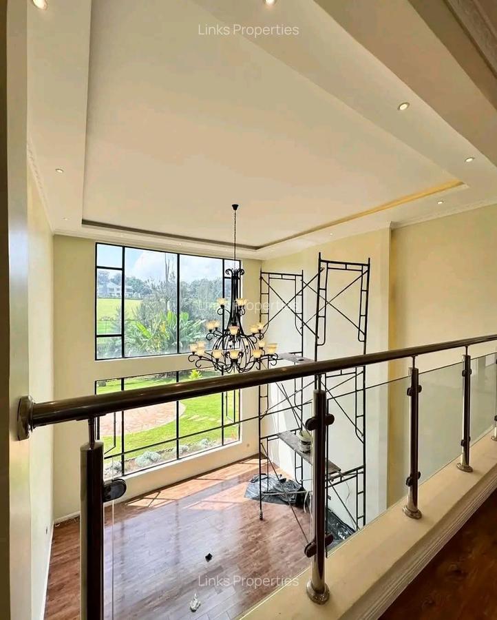 5 Bed Townhouse with En Suite at Kerarapon Road - 3