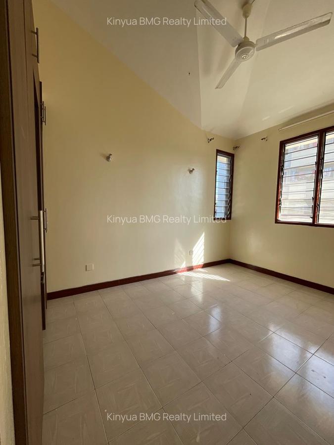 3 Bed Apartment with En Suite at Beach Road - 1