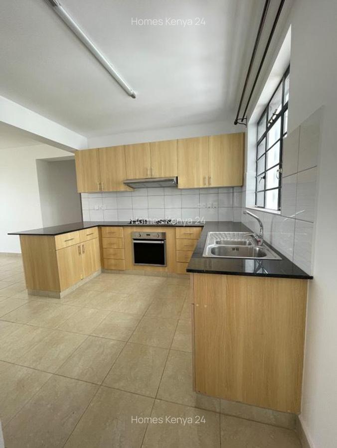 3 Bed Apartment in Tatu City - 4