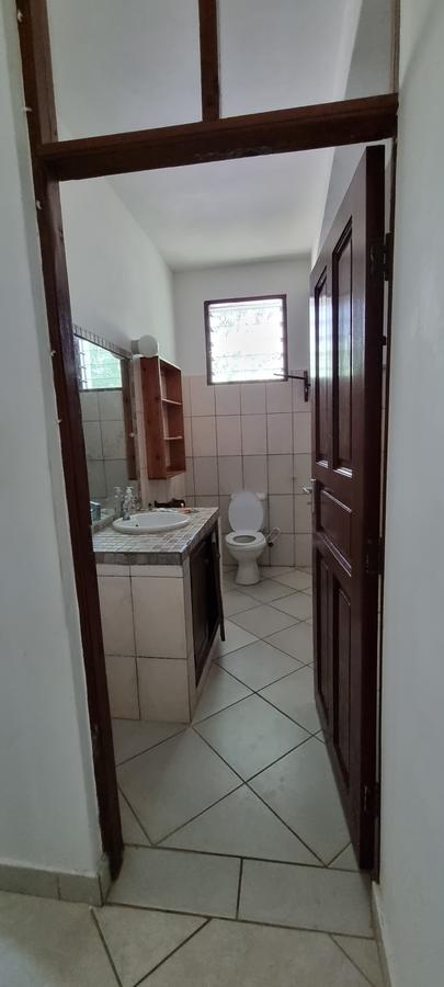 Serviced 3 Bed Apartment with En Suite at La-Marina Mtwapa - 8