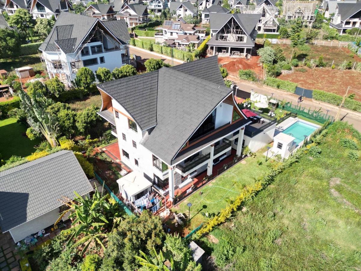 6 Bed House with En Suite at Daykio Bustani - 2