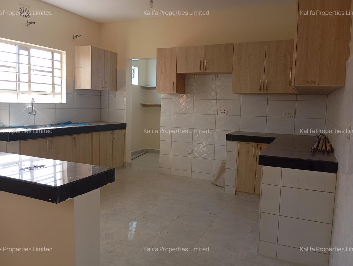 3 Bed House with En Suite in Kitengela - 5