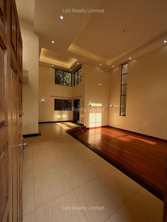 5 Bed Townhouse with En Suite in Lavington - 7